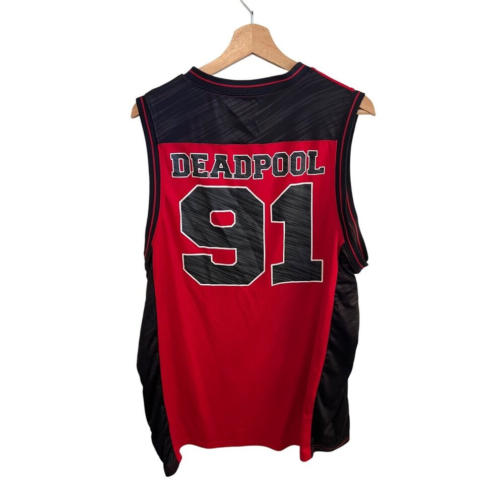 Marvel Deadpool Sleeveless Jersey Red, Black V-Neck Tank Top Men's Size XL - Picture 4 of 4